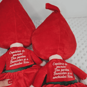 papusa personalizata spiridusul vesel2