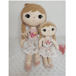 papusa personalizata ingeras roz cu codite mini