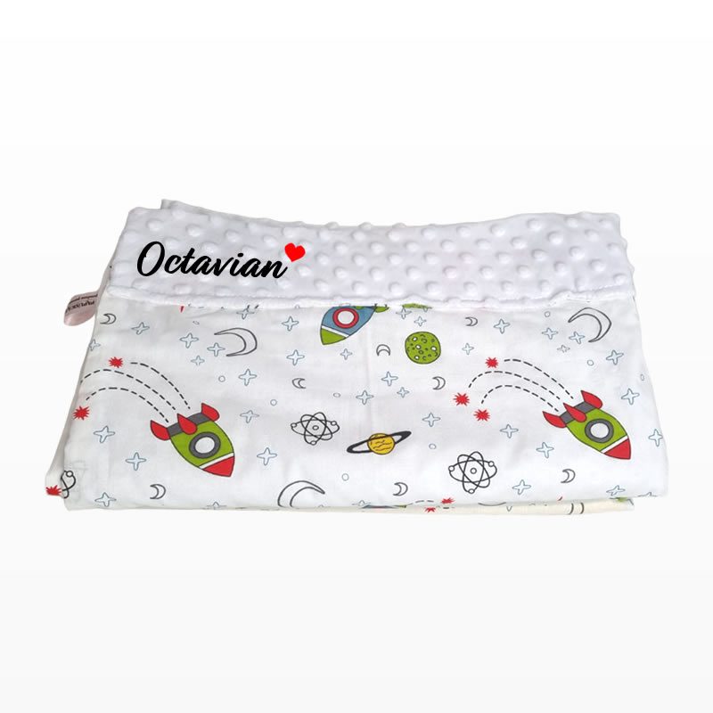 Paturica personalizata – Spatiu cosmic și Minky Alb