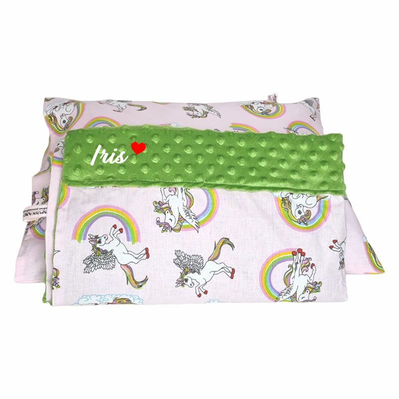 Set personalizat Paturica cu doua fete si Perna – Unicornul fermecat și Minky Verde