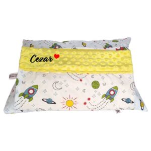 Set personalizat Paturica cu doua fete si Perna – Spatiu cosmic și Minky Galben new