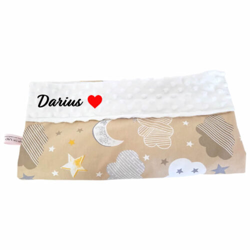Paturica personalizata – Somnic Pufos Maro și Minky Alb